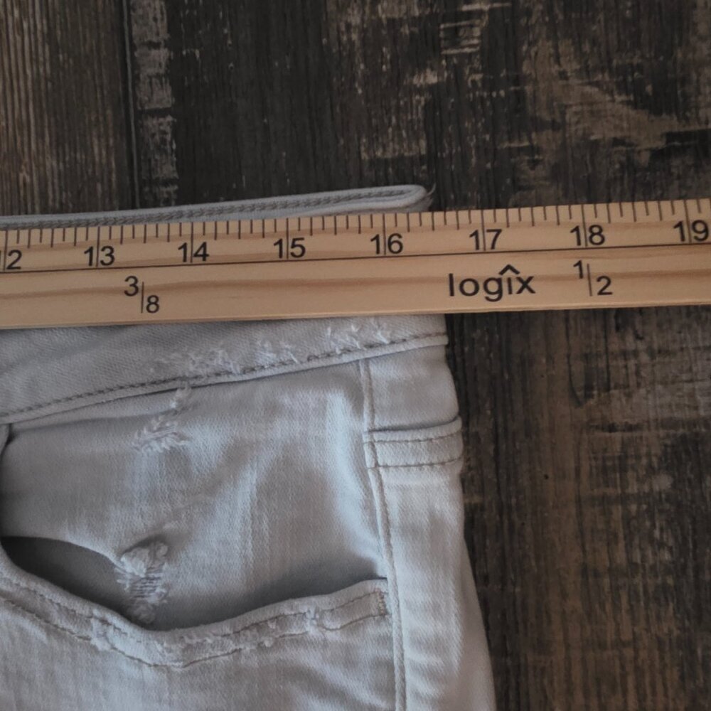 American Eagle Woman's Super Stretch Cut Off Jean Shorts Size 14 - Picture 6 of 8